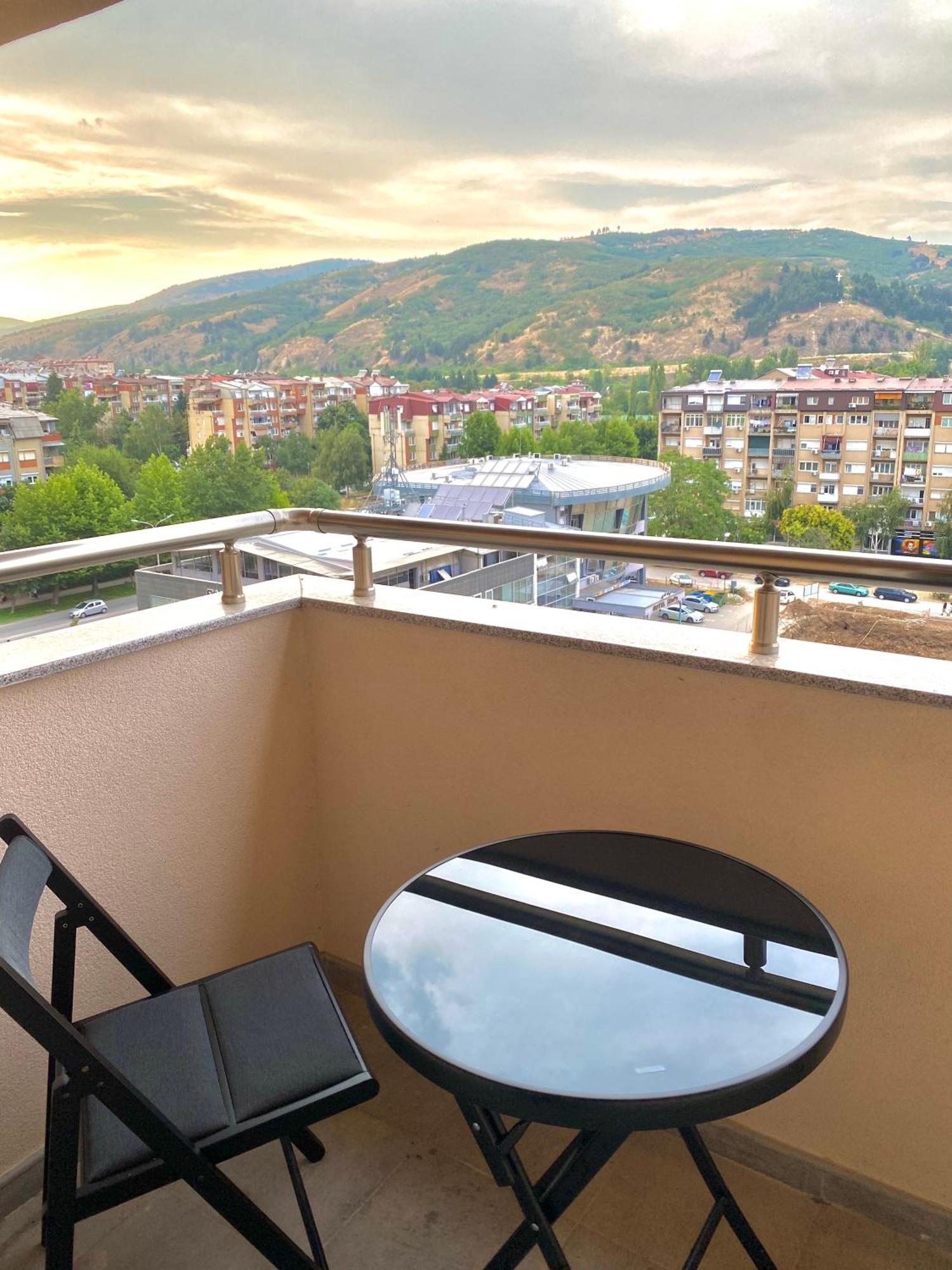 Ambe Apartments Bitola Exterior foto
