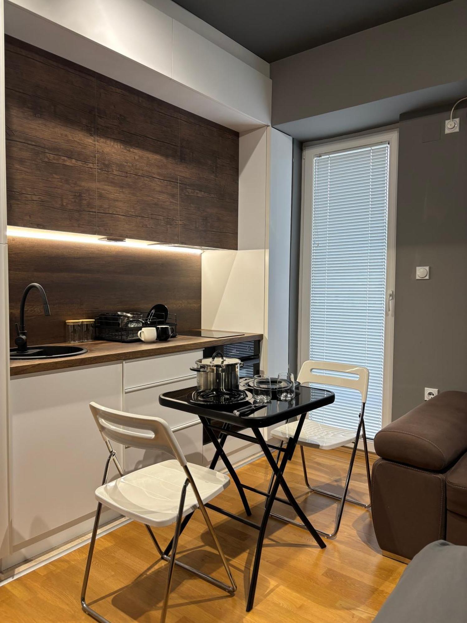 Ambe Apartments Bitola Exterior foto