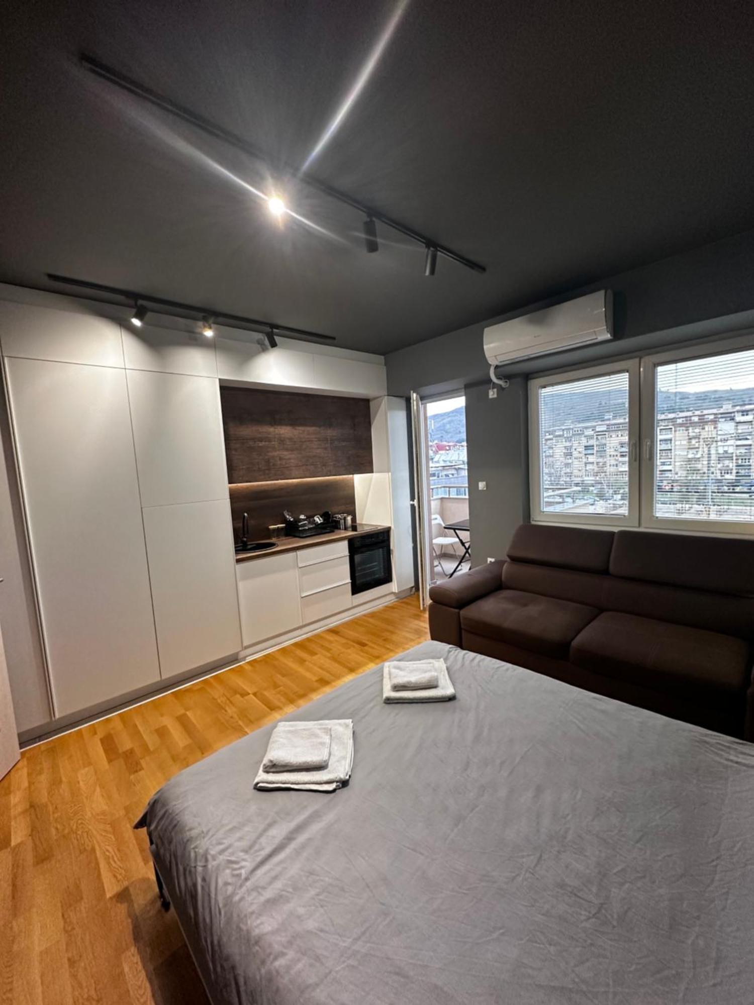Ambe Apartments Bitola Exterior foto